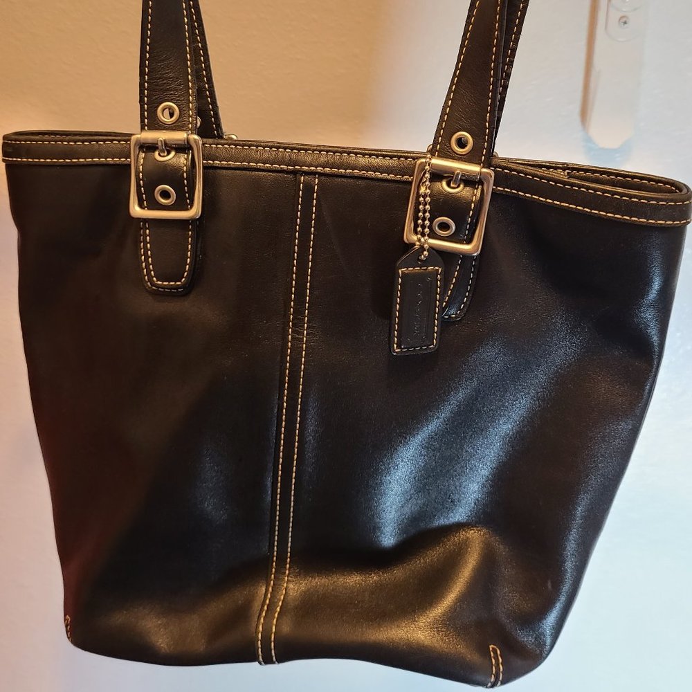 Coach Hamptons Black Leather Tote